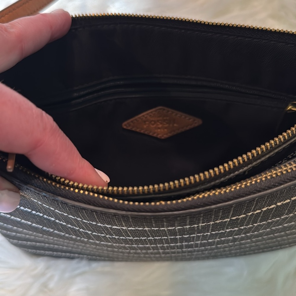 Fossil Devon Crossbody Bag Black and White Striped - Picture 8 of 10
